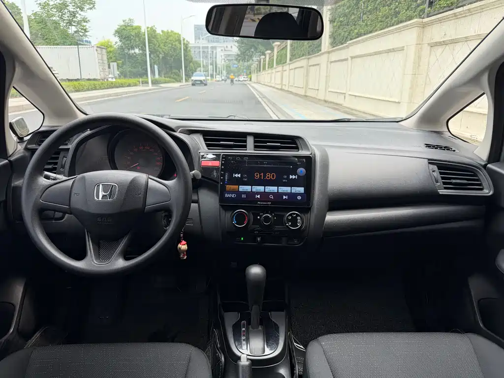 Honda Fit 2015 — фото 8