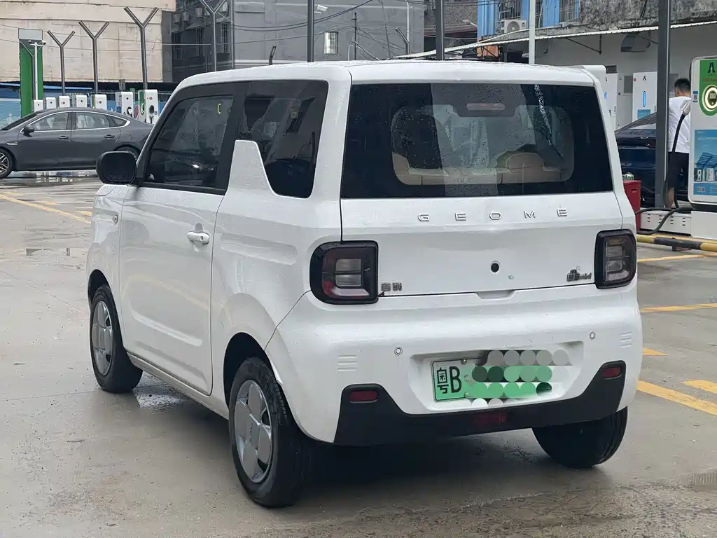 Geely Galaxy Panda 2023