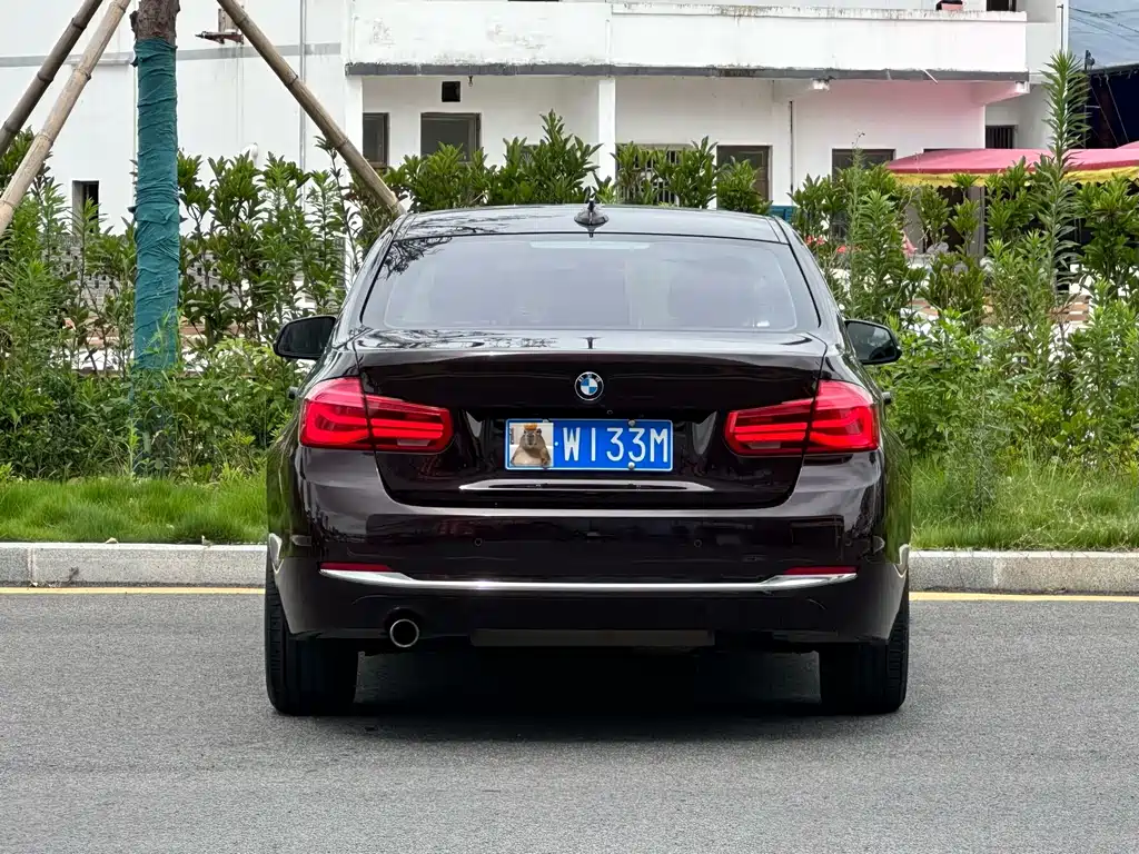 BMW 3 Series 2016 — фото 10