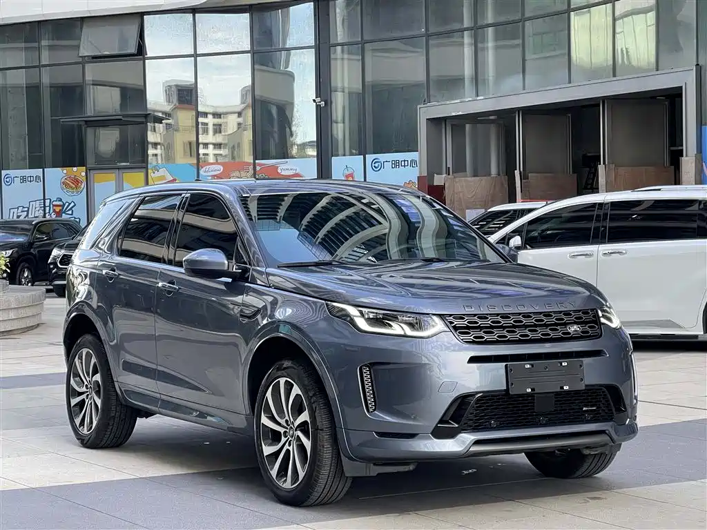 Land Rover Discovery Sport 2023 — фото 3