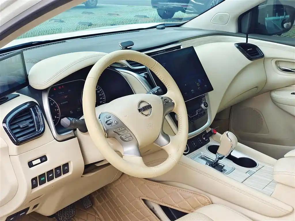 Nissan Murano 2017 — фото 12