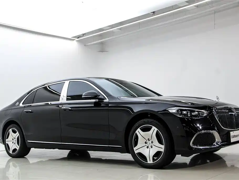 Mercedes-Benz S-Class 2025 — фото 3