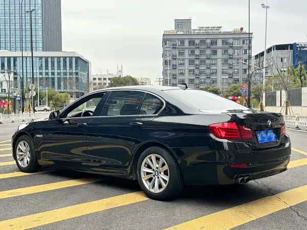 BMW 5 Series 2011