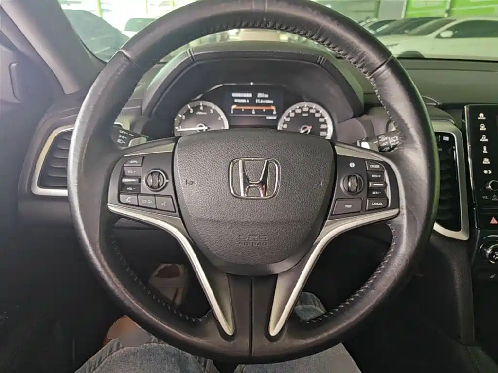 Honda UR-V 2018 — фото 11