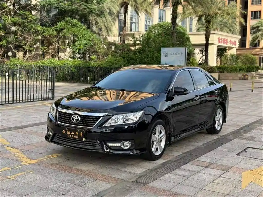 Toyota Camry 2014