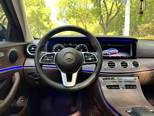 Mercedes-Benz E-Class 2020