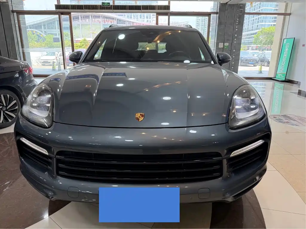 Porsche Cayenne 2019 — фото 2