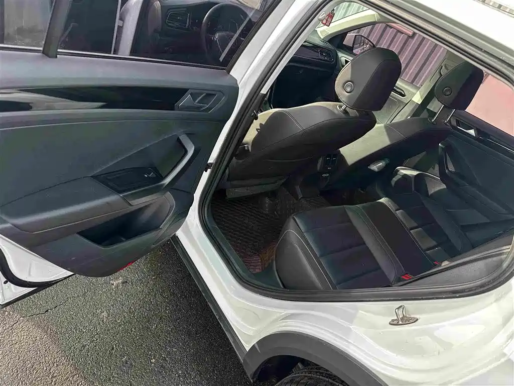 Volkswagen T-Roc 2022