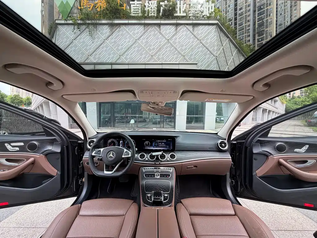 Mercedes-Benz E-Class 2018 — фото 11