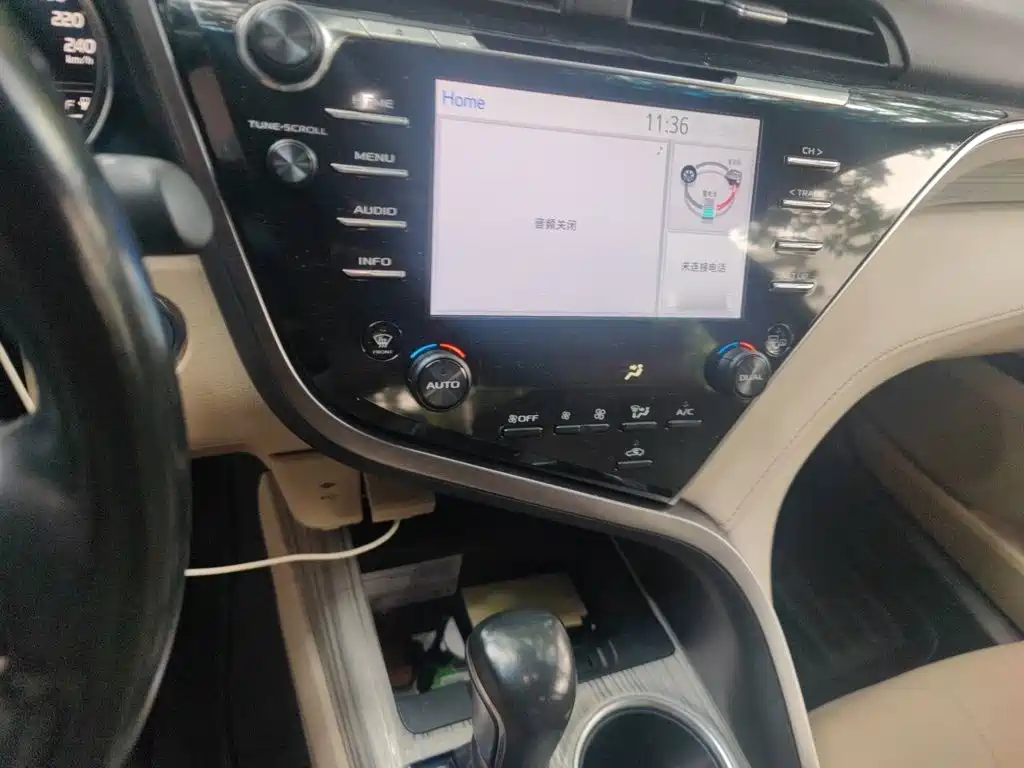 Toyota Camry 2018