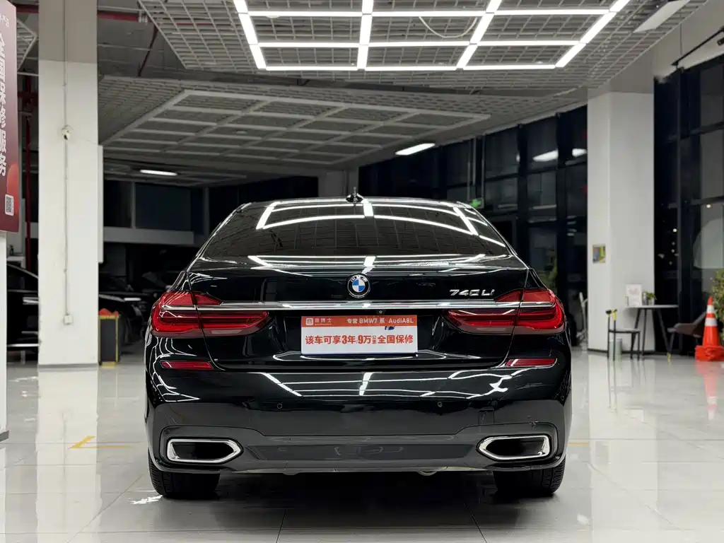 BMW 7 Series 2018 — фото 5