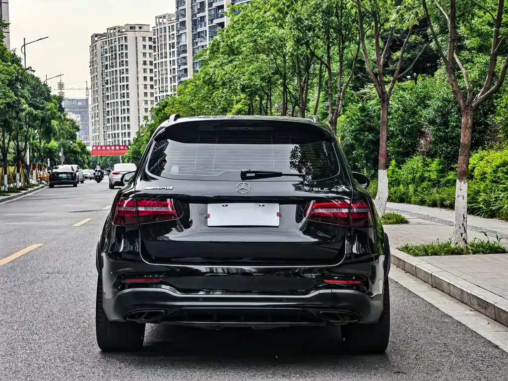 Mercedes-Benz GLC AMG 2017 — фото 10