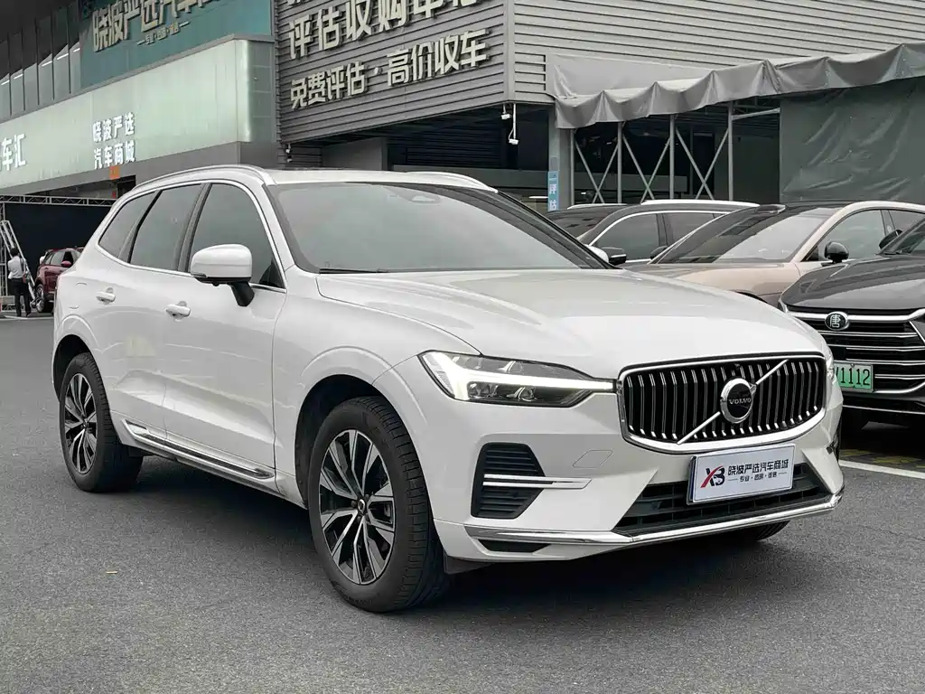 Volvo XC60 2024 — фото 5