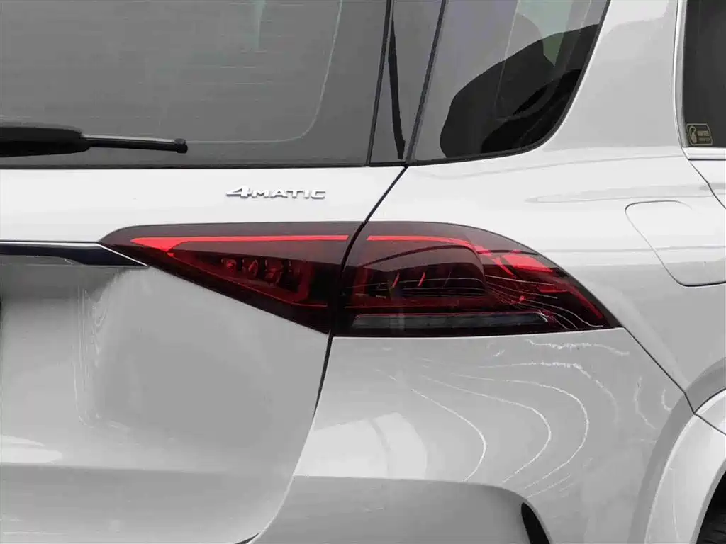 Mercedes-Benz GLE New Energy 2021 — фото 18