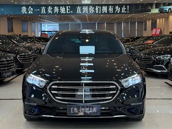 Mercedes-Benz E-Class 2025