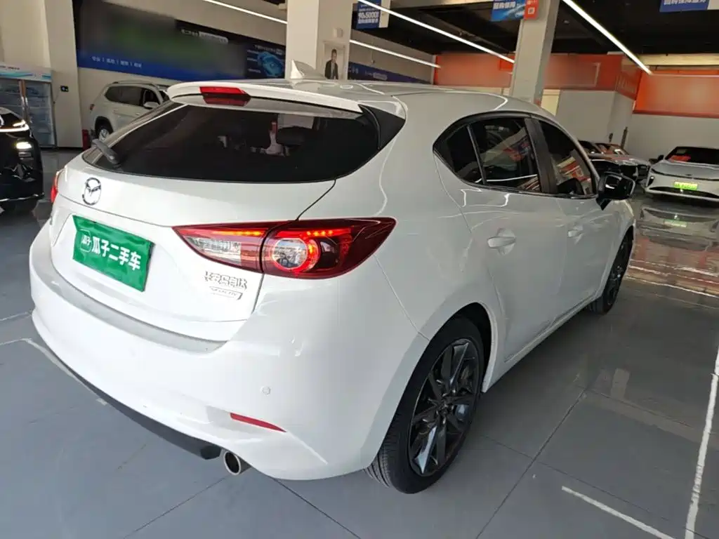 Mazda 3 Axela 2017