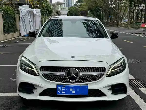 Mercedes-Benz C-Class 2021