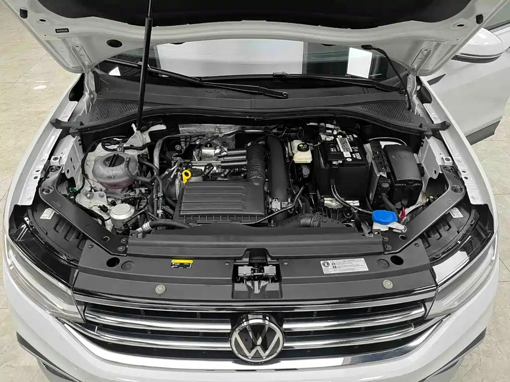 Volkswagen Tiguan L 2022 — фото 21