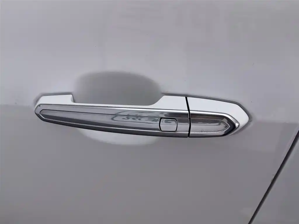 Cadillac ATS-L 2017 — фото 18