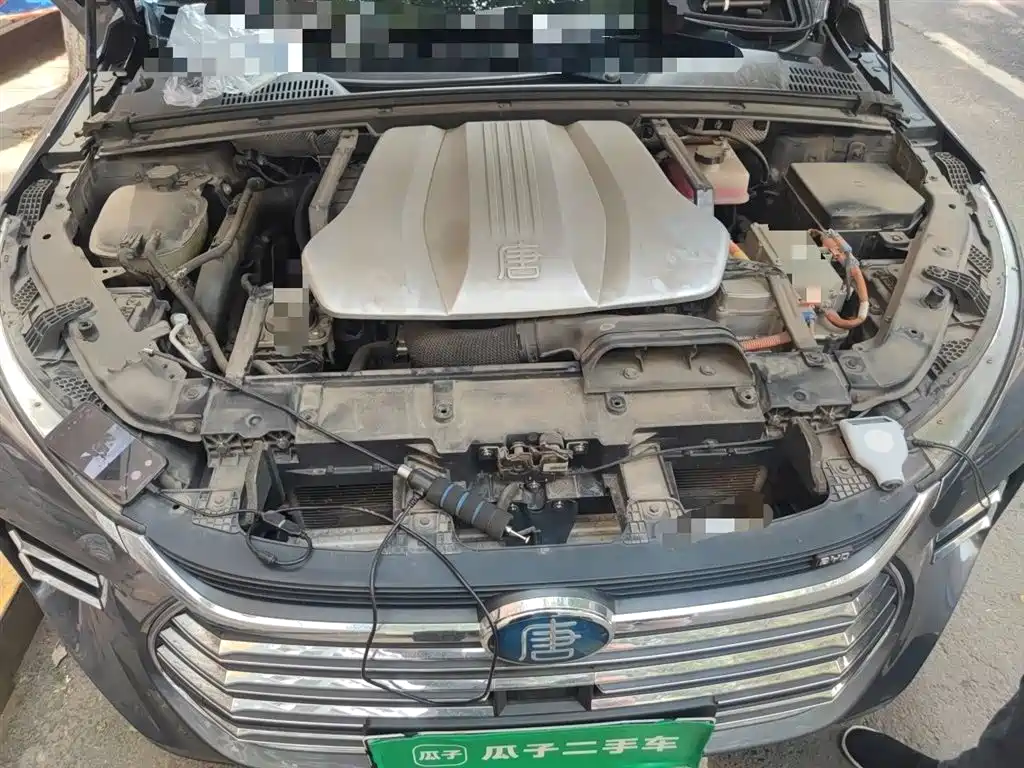 BYD Tang New Energy 2019 — фото 16