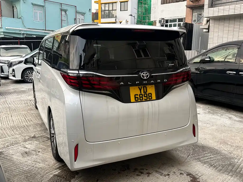 Toyota Alphard 2026 — фото 11