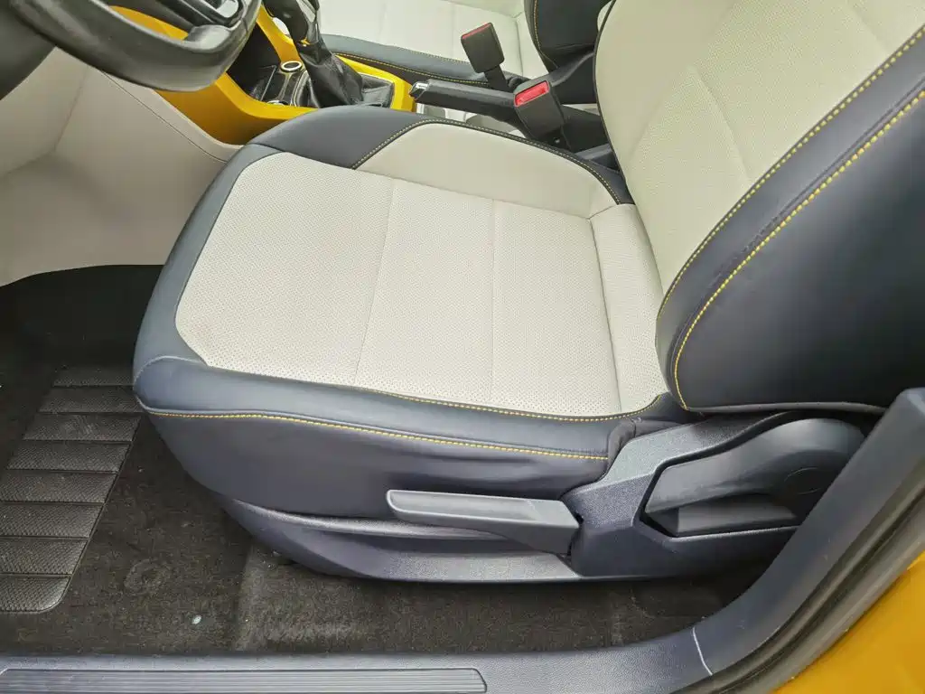 Volkswagen T-Cross 2020 — фото 20