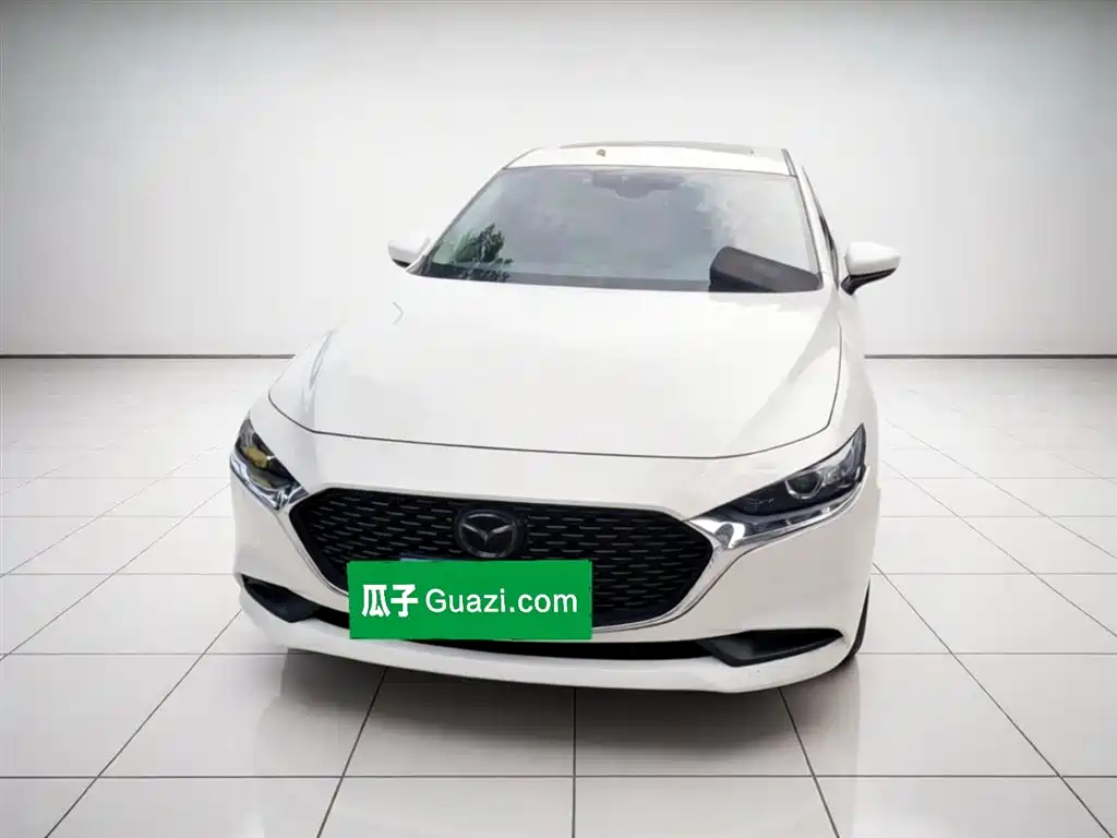 Mazda 3 Axela 2023