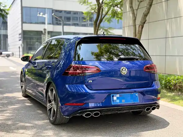 Volkswagen Golf 2020