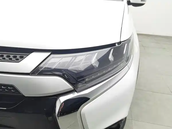 Mitsubishi Outlander 2019