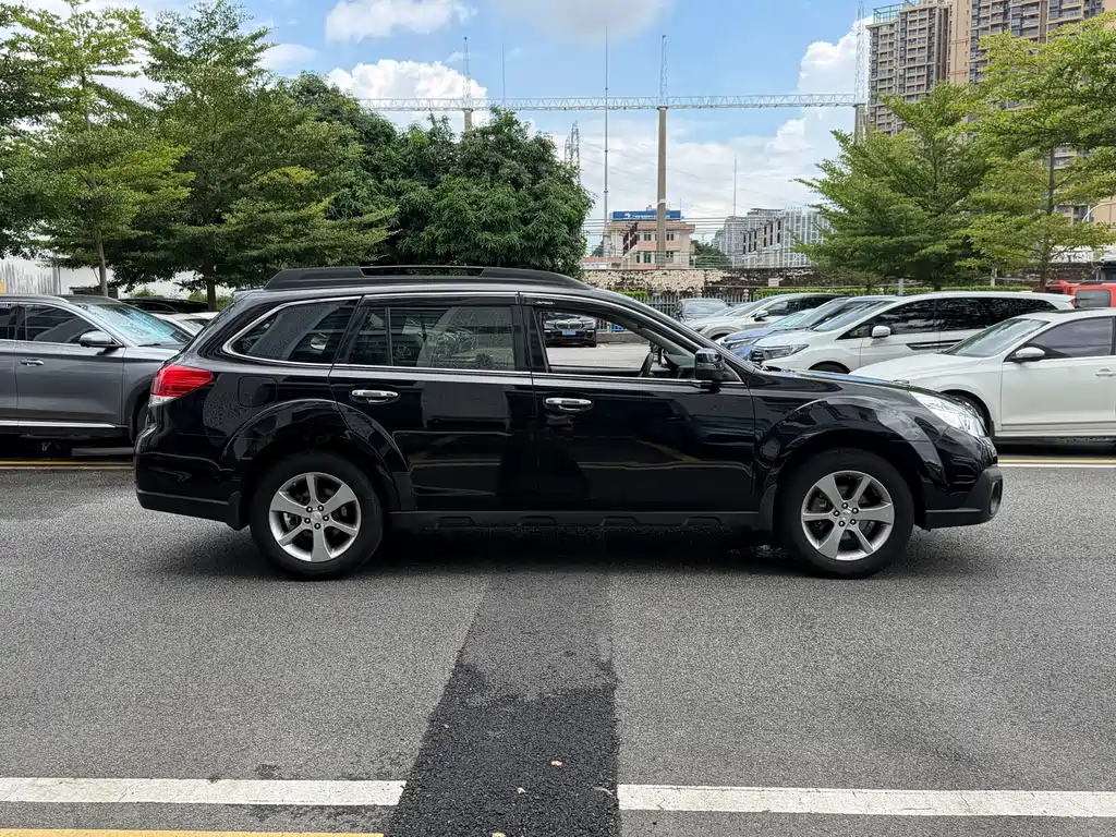 Subaru Outback 2013