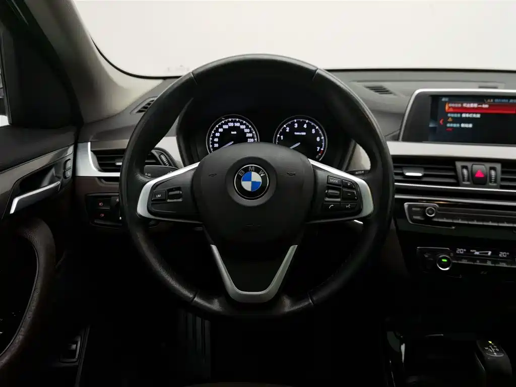 BMW X1 2019 — фото 11
