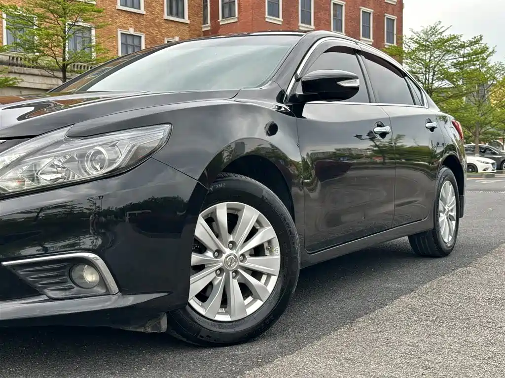 Nissan Teana 2017 — фото 12