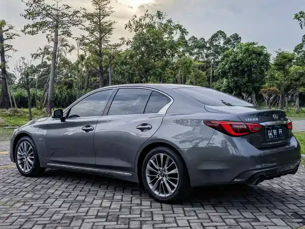 Infiniti Q50L 2018