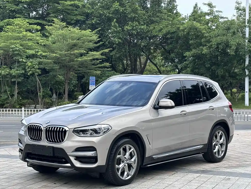 BMW X3 2021 — фото 1
