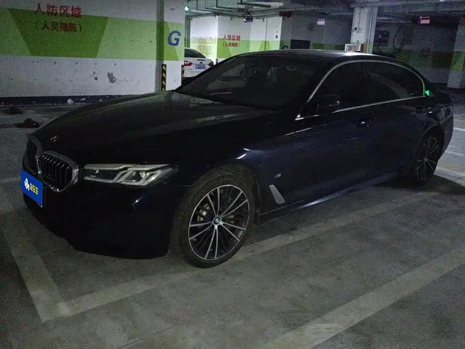 BMW 5 Series 2023