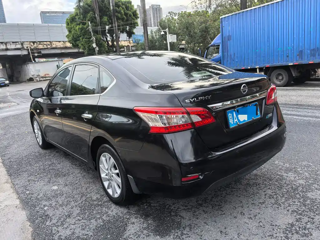 Nissan Sylphy 2013
