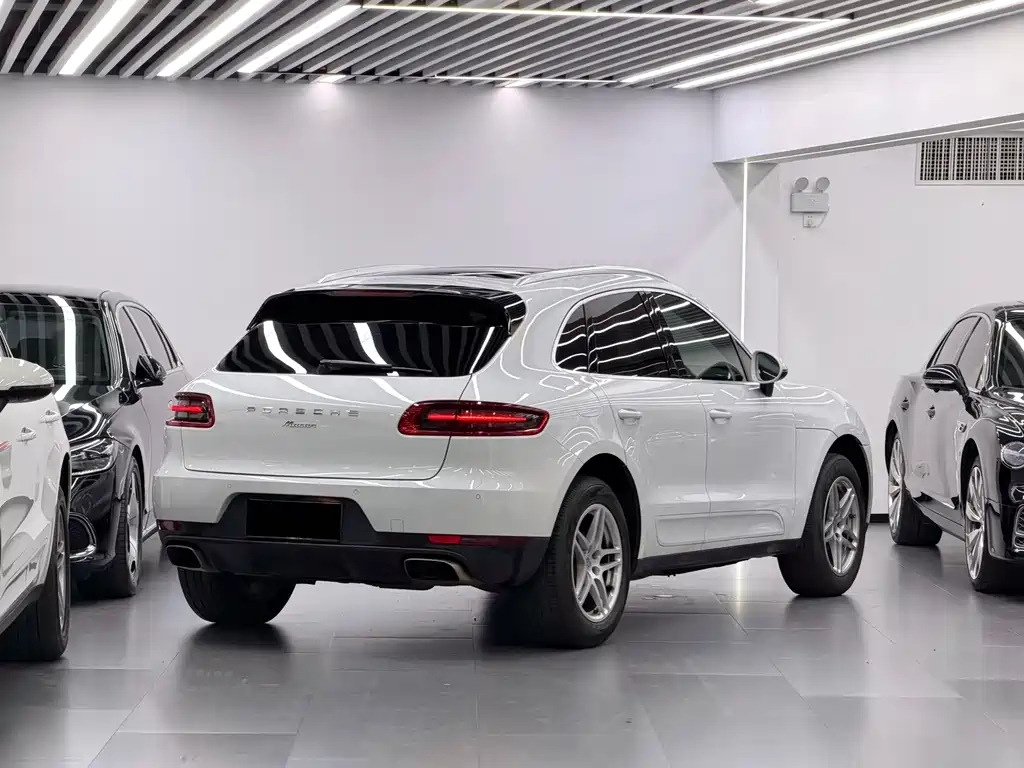 Porsche Macan 2016 — фото 4