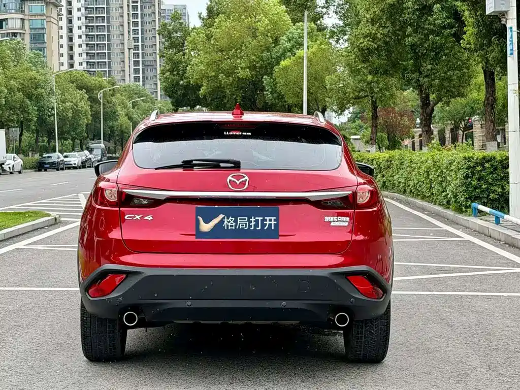 Mazda CX-4 2017 — фото 8