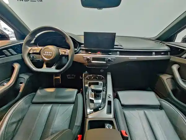 Audi A4L 2024