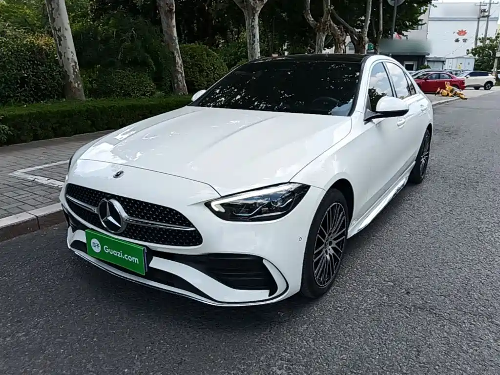 Mercedes-Benz C-Class 2024