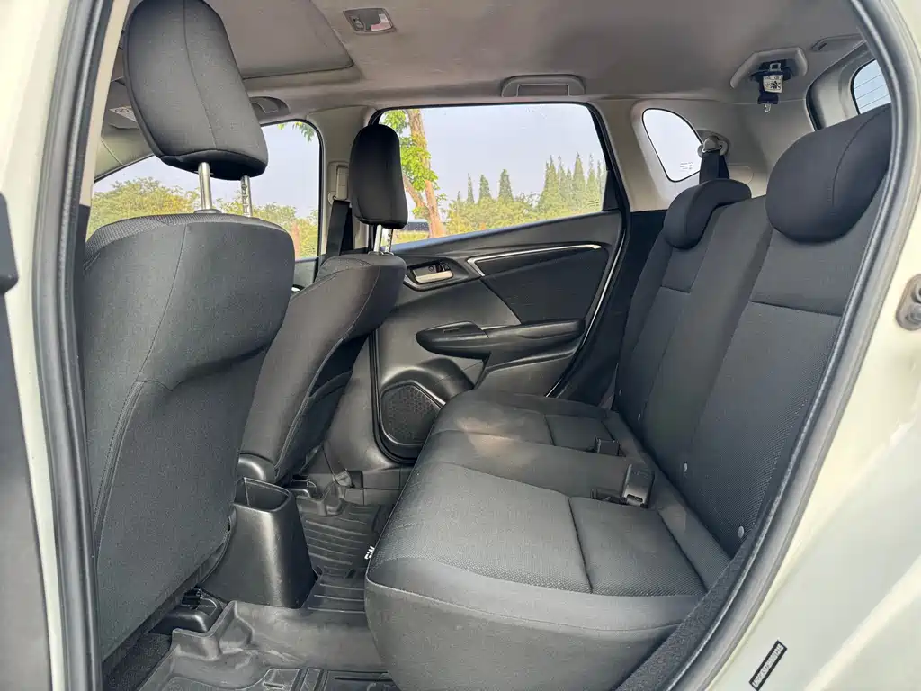 Honda Fit 2016 — фото 14