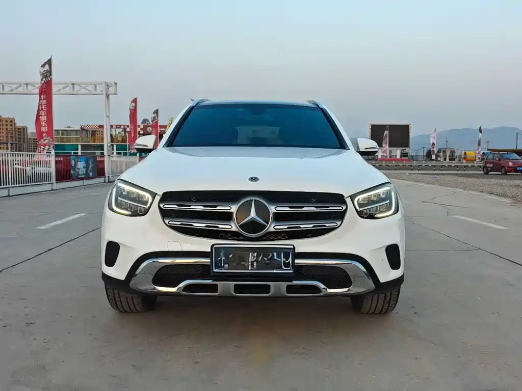 Mercedes-Benz GLC 2021