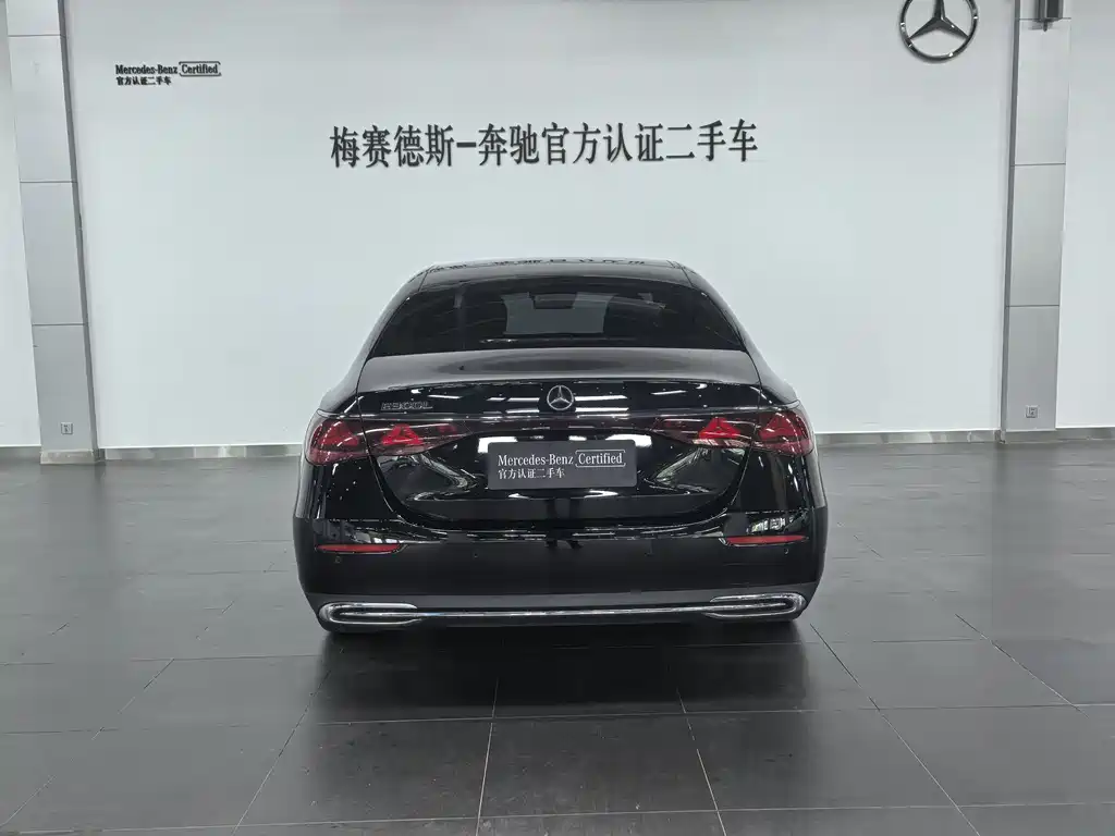 Mercedes-Benz E-Class 2025