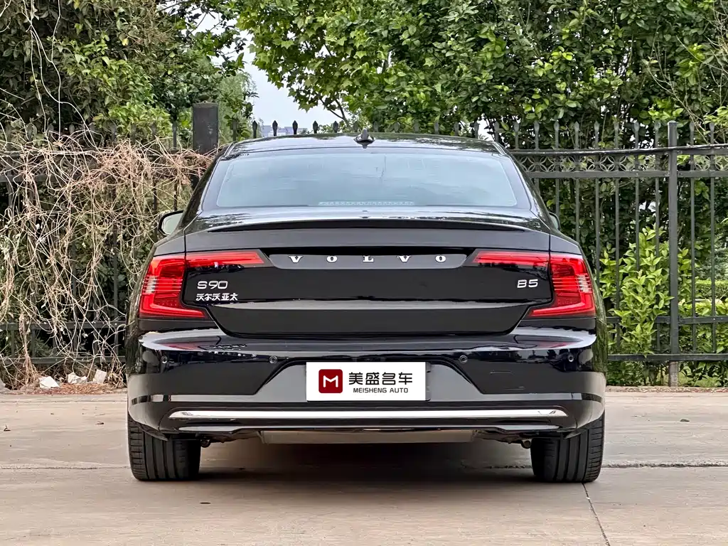 Volvo S90 2023 — фото 8