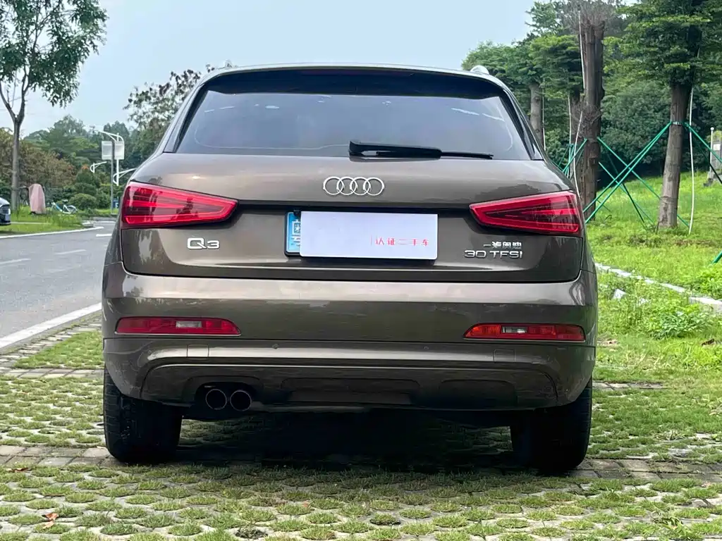Audi Q3 2016 — фото 6