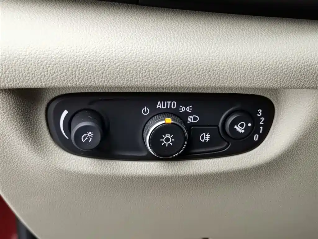 Buick Regal 2021 — фото 21