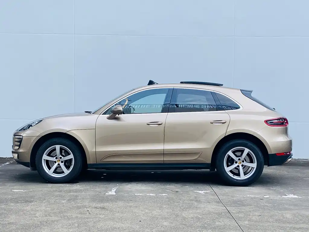 Porsche Macan 2018 — фото 8