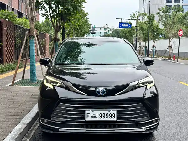 Toyota Sienna 2022