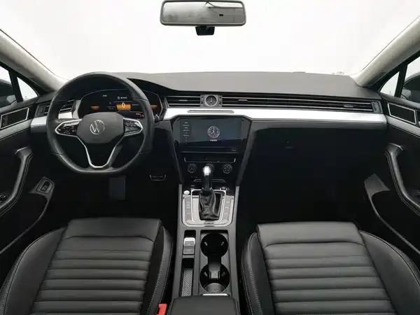 Volkswagen Magotan 2024