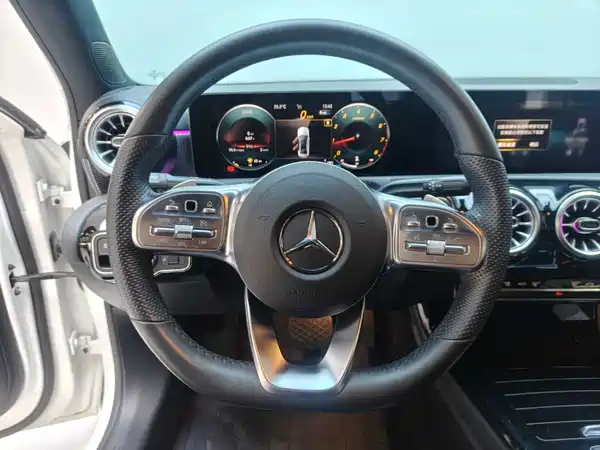Mercedes-Benz A-Class 2022